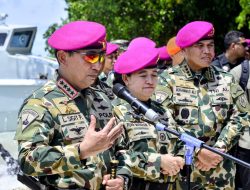 Kapolri Hadiri HUT ke -79 TNI AL